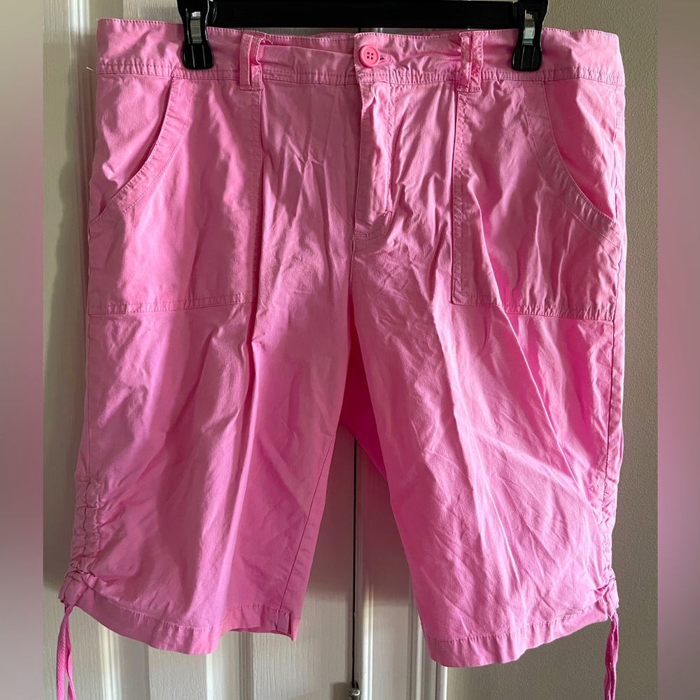 Women’s Caribbean Joe Capris, Size 14, Fuchsia Pink